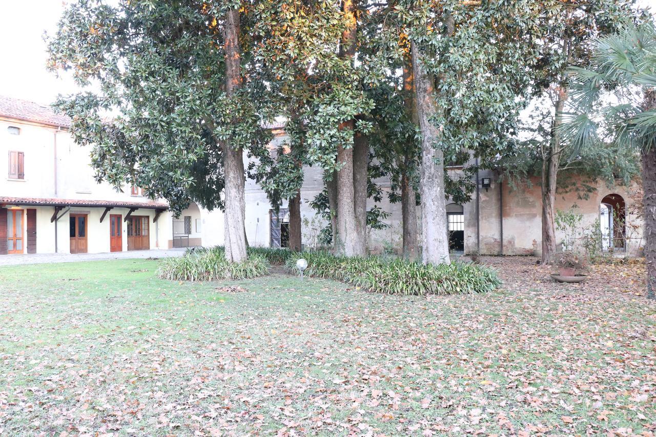 Le Magnolie Agriturismo Verolanuova Экстерьер фото